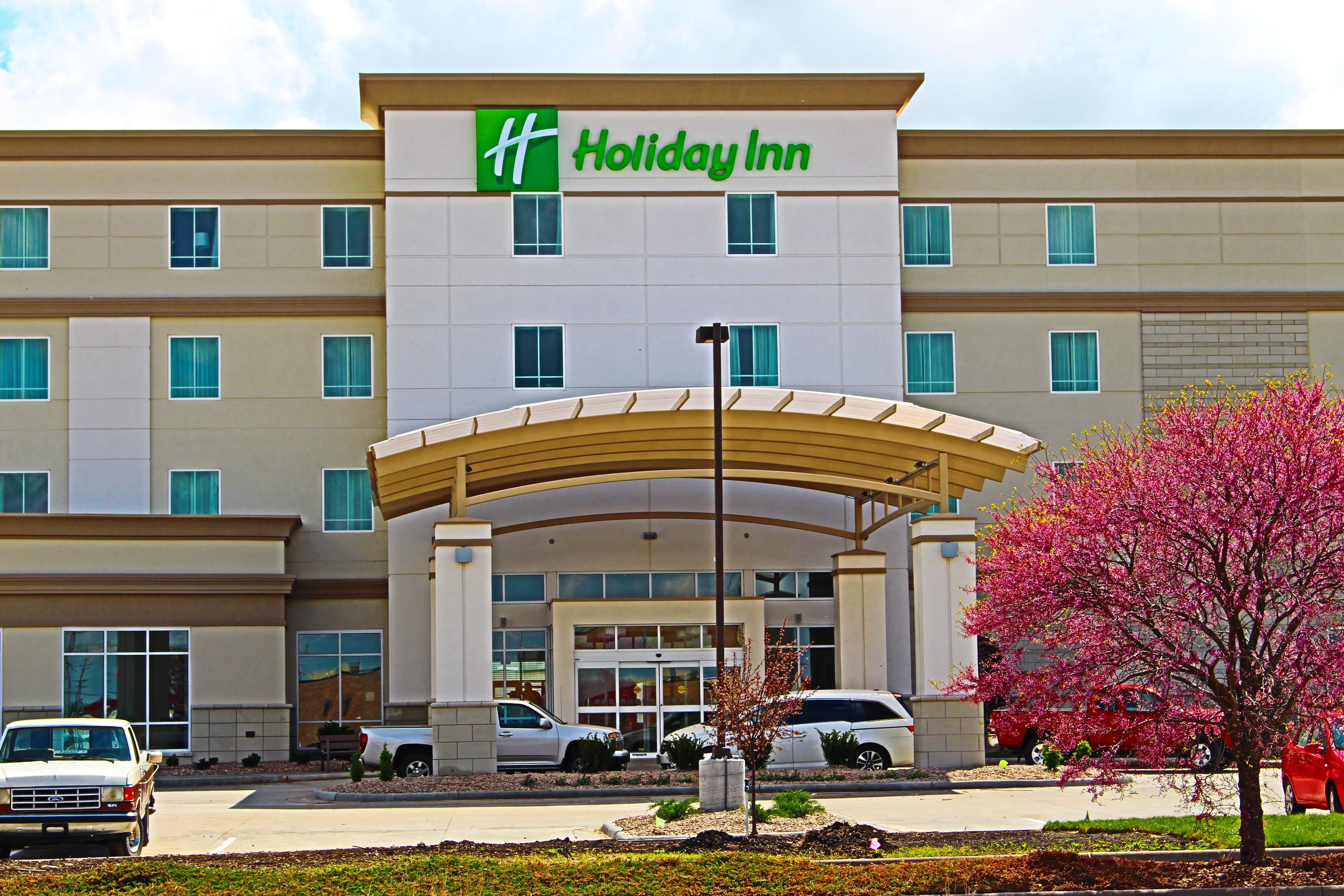 Holiday Inn Salina Exterior foto